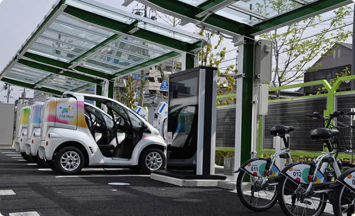CNG-powered cars and EV bikes
